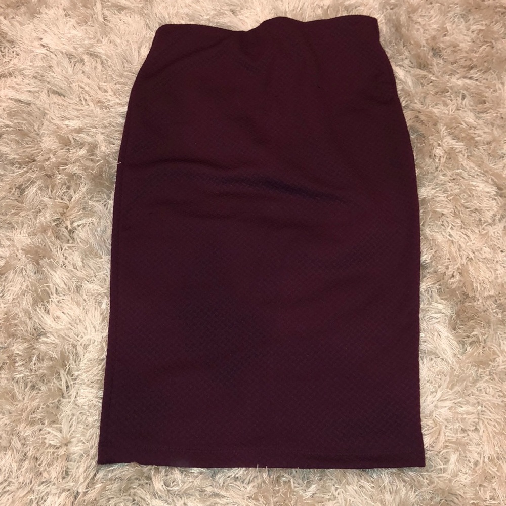 Maroon High-Waisted Pencil Skirt